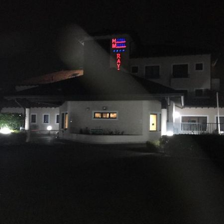 Elysium Hotel Raya Mediglia Ngoại thất bức ảnh
